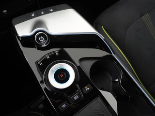 Kia EV6 - Sportstoelen - Panoramadak - 21 inch LM velgen - Navigatie - 360 graden camera - Fabrieksgarantie tot 11-2029 - afbeelding nr 39