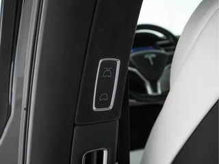 Tesla Model X *AUTO-PILOT | FULL-LEATHER | TOWBAR | NAVI-FULLMAP | FULL-LED | AIR-SUSPENSION | DIGI-COCKPIT | KEYLESS | CAMERA | DAB+ | COMFORT-SEATS | 22''ALU* - afbeelding nr 25