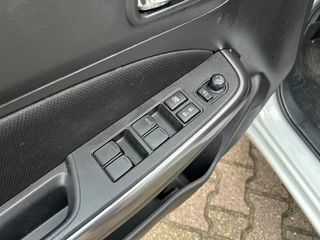 Suzuki Swift Suzuki Swift 1.2 STYLE SMART HYBR - afbeelding nr 7