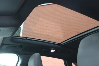 Ford Kuga Ford Kuga 2.5 PHEV ST-Line | Panoramadak | Trekhaak | Winter Pack | Adaptive cruise control | Head up Display - afbeelding nr 28