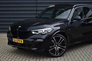 BMW X5 | Panoramadak | 22'' Velgen | Luchtvering | 4-Wiel Besturing | Harman/Kardon | Camera | Kristallen Pook | Incl. BTW | Orig. NL | - afbeelding nr 36