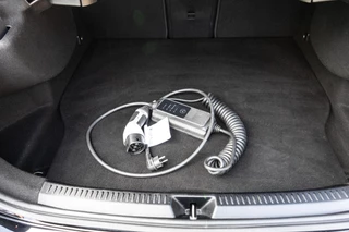 Mercedes-Benz A-Klasse Mercedes A-klasse 250 e AMG Pano / Camera / Ambi - afbeelding nr 28