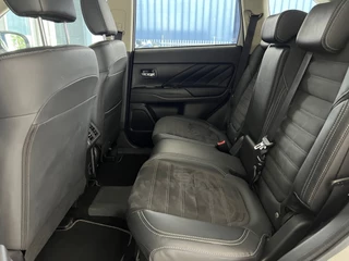 Mitsubishi Outlander Mitsubishi Outlander 2.4 PHEV Intense TREKHAAK - afbeelding nr 11