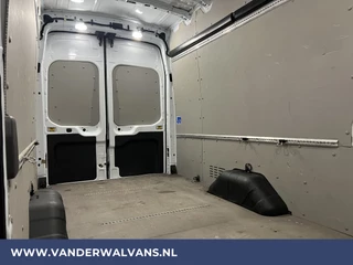 Ford Transit Ford Transit 2.0 TDCI 131pk L4H3 Euro6 Airco | Camera | Cruisecontrol | Verwarmde voorruit Parkeersensoren, Bijrijdersbank - afbeelding nr 8