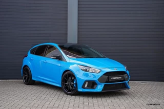 Ford Focus - 331714828-0