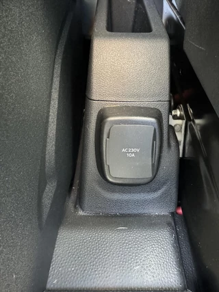 Ford E-Transit Ford E-Transit 350 L2H3 Trend 68 kWh Zuid | 184pk | Pro Power on board | Navigatie | Hoog Dak | Adaptieve Cruise | Digitale binnenspiegel | Keyless entry | Laadruimte bescherming | All season banden | Reservewiel | Perimetrisch alarm - afbeelding nr 17