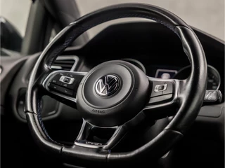 Volkswagen Golf Volkswagen Golf 1.4 TSI GTE Sport 204Pk Automaat (APPLE CARPLAY, NAVIGATIE, CLIMATE, LEDEREN SPORTSTOELEN, PARKEERSENSOREN, GETINT GLAS, CRUISE, NIEUWE APK, NIEUWSTAAT) - afbeelding nr 18