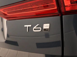Volvo XC60 Volvo XC60 T6 PLUG-IN HYBRID LONG RANGE ESSENTIAL EDITION SCHUIFDAK ACC BLI - afbeelding nr 11