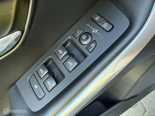 Volvo V40 Volvo V40 2.0 D4 R-Design Business Xenon Lichteschade! - afbeelding nr 17