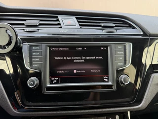 Volkswagen Touran Volkswagen Touran 1.2 TSI Highline 7p|Carplay|Allseasonbanden - afbeelding nr 56