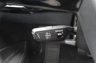 Audi e-tron Audi e-tron Sportback 50 quattro S edition 71 kWh / Panoramadak / Camera / Luchtvering / 20'' / Leder&Alcantara / DAB / ACC / Navigatie / Stoelverwarming - afbeelding nr 15