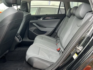 Volkswagen Passat Navigatie Panoramadak Trekhaak IQ Light Leder Elek Stoelen + Verwarming + Koeling + Massage 360 Camera Extra Getint Glas Vol Opties BTW Auto MHEV - afbeelding nr 12