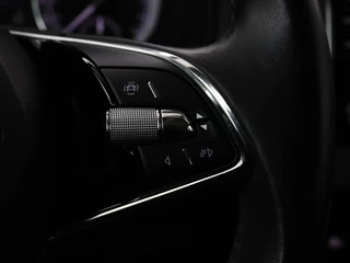 Škoda Karoq Skoda Karoq 1.0 TSI Business Edition | Panoramadak |  Stoelverwarming | Trekhaak | Carplay | Navigatie | Climate control | Parkeerhulp | Cruise control - afbeelding nr 15
