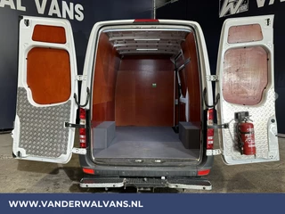 Mercedes-Benz Sprinter Mercedes-Benz Sprinter 316 CDI 163pk L2H2 Euro6 Airco | 2800kg Trekhaak | Cruisecontrol parkeersensoren, chauffeursstoel - afbeelding nr 3