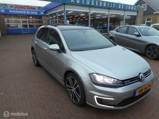 Volkswagen Golf - 439524271-0