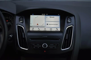 Ford Focus Ford Focus Wagon 1.0 Titanium |CLIMATE|PARKEERHULP|PDC|NAVI|CARPLAY|VOORRUITVERWARM. - afbeelding nr 10