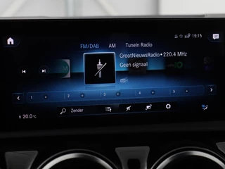 Mercedes-Benz A-Klasse Mercedes-Benz A-klasse 180 AMG | Panoramadak | Stoelverwarming |  Carplay | Widescreen | Leder/Alcanatara | Navigatie | Full LED | Park Assist - afbeelding nr 24