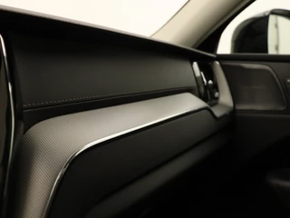 Volvo XC60 Volvo XC60 T6 PLUG-IN HYBRID ULTRA DARK SCHUIFDAK HARMAN KARDON TREKHAAK 20 - afbeelding nr 31