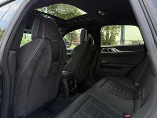 BMW 4 Serie BMW 4-serie Gran Coupé M440i xDrive M-Sport | Carbon | BMW Laser | 360 Camera | Pano | Full M-Performance | Trekhaak | Fabrieksgarantie 09-2026 | - afbeelding nr 19