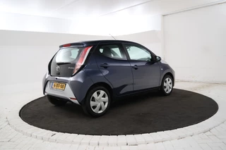 Toyota Aygo Toyota Aygo,  Achteruitrijcamera, Airco ,Elektrische ramen voor - afbeelding nr 3