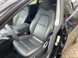 Tesla Model Y Tesla Model Y RWD 58 kWh - afbeelding nr 18