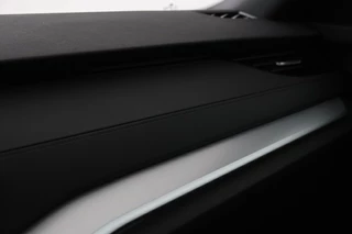 Škoda Octavia Skoda Octavia 1.0 e-TSI Sport | Carplay | Trekhaak |  Sportstoelen | Full LED | Sfeerverlichting | Navigatie | Climate control | Parkeerhulp - afbeelding nr 20