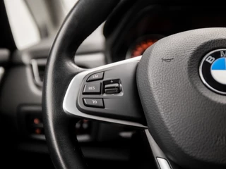 BMW 2 Serie (NAVIGATIE, CLIMATE, STOELVERWARMING, CRUISE, SPORTSTOELEN, PARKEERSENSOREN, TREKHAAK, NIEUWE APK, NIEUWSTAAT) - afbeelding nr 18