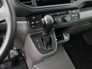 Volkswagen Crafter Volkswagen Crafter 2.0TDI 177PK DSG Automaat L3H3 | Navigatie | Camera | Airco | 3000Kg Trekhaak - afbeelding nr 15