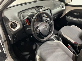 Toyota Aygo Toyota Aygo 1.0 VVT-i x-joy cabrio | CLIMA | APPLE CARPLAY | - afbeelding nr 7