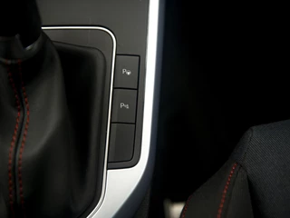 SEAT Arona SEAT Arona 1.0 EcoTSI 116pk FR DSG | Full LED | Keyless | ParkAssist + Camera | App-Connect | Armsteun vóór | Black Pack | Wireless Charge - afbeelding nr 29