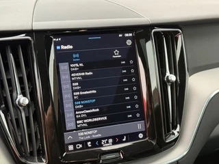 Volvo XC60 Volvo XC60 2.0 T6 R DESIGN RECHARGE Long Range Panodak ACC 21 Inch - afbeelding nr 49