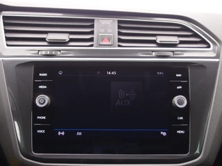 Volkswagen Tiguan TREKHAAK / CARPLAY / NAVI / CLIMA / PDC / BLUETOOTH / ACC / NL-AUTO - afbeelding nr 29