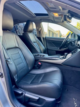 Lexus IS Lexus IS 300h Hybrid Edition 30 ACC OPENDAK LEER PRIMA AUTO - afbeelding nr 8