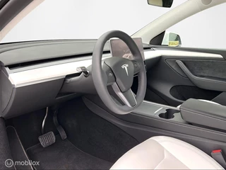 Tesla Model Y Tesla Model Y RWD / Trekhaak / 20