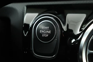 Mercedes-Benz CLA Mercedes-Benz CLA-klasse 250e AMG Night | Stoelverwarming | Carplay |  Camera | Sfeerverlichting | Leder/Alcantara | Full LED | Widescreen - afbeelding nr 10