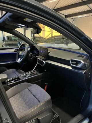 SEAT Leon Seat Leon 1.5 eTSI FR 150PK Pano Virtual Sfeer Trekhaak VOL! - afbeelding nr 21