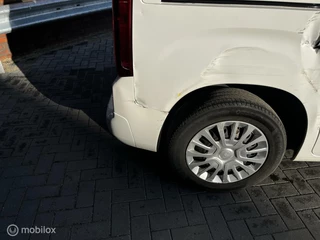 Toyota ProAce Toyota PROACE CITY Verso 1.2 Turbo Dynamic/5 PERSOONS/CRUISE - afbeelding nr 4