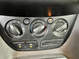 Ford Transit Connect Ford Transit Connect 1.5 TDCI L1 Trend 3 Zits Airco Cruise Bluetooth 16