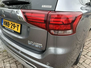 Mitsubishi Outlander Mitsubishi Outlander 2.4 PHEV Intense+ Leer Trekh. 360°Cam Stuur-\stoelverw. Carplay etc. - afbeelding nr 27