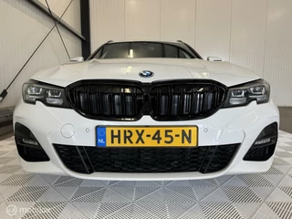 BMW 3 Serie BMW 330e Touring M sport | Shadowline | ACC | PRO | Connect - afbeelding nr 2
