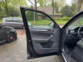 Škoda Kodiaq Škoda Kodiaq 1.5 TSI Business Edition Airco/El.klep/Camera/Navi - afbeelding nr 8