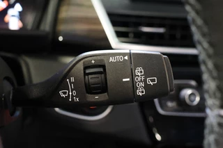 BMW 2 Serie BMW 2 Serie Gran Tourer 218i Luxury Line | 7-Zitter | HUD | Lederen bekleding | Stoel- en stuurverwarming | Navigatie | Camera | Adaptieve LED-koplamp | Sportstoelen | Alarm Klasse 3 | Elek. achterklep | DAB | Dealer onderhouden | NAP Logisch - afbeelding nr 21