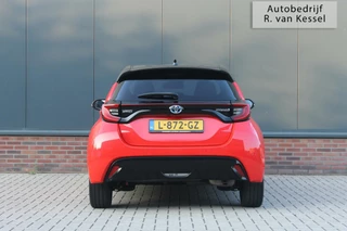 Toyota Yaris Toyota Yaris 1.5 Hybrid Launch Edition / Executive I JBL I 1e Eig. I NL-auto - afbeelding nr 12