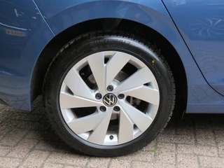 Volkswagen Golf Volkswagen Golf 1.5 ETSI 150PK DSG-aut. Edition 50 FACELIFT / Open dak / Veel opties / FABIEKS garantie - afbeelding nr 17