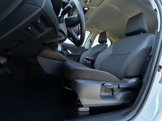 Toyota Yaris Toyota Yaris 1.5 Hybrid Active | Navigatie - afbeelding nr 2