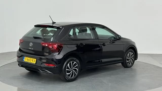 Volkswagen Polo Volkswagen Polo 1.0 TSI LIFE ADAPT CRUISE NAVI VIA APP CONNECT - afbeelding nr 3