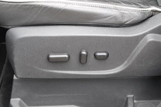Ford Kuga Ford Kuga 1.5 EcoBoost Vignale | Trekhaak Afneembaar 2000KG | Cruise Control | Navigatie | Climate Control | Lichtmetalen Velgen | - afbeelding nr 10