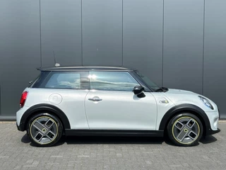 MINI Electric MINI Electric Mini Sport Leder HUD Navi+ LED H/K Camera Carplay Sfeerlicht NL-auto - afbeelding nr 2