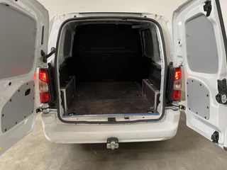 Opel Combo Opel Combo 130pk L1 Automaat Apple Carplay Trekhaak Parkeersensoren Airco Cruise control - afbeelding nr 3