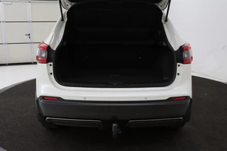 Nissan QASHQAI Nissan Qashqai 1.3 DIG-T Tekna | Panoramadak | Stoelverwarming |  Trekhaak | 360 camera | Full LED | Carplay | Navigatie | Keyless - afbeelding nr 10
